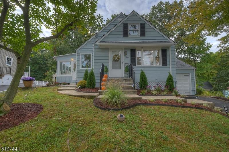 89 Mayfair Dr - Photo 1
