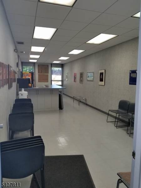 1442 Broad St - Photo 1
