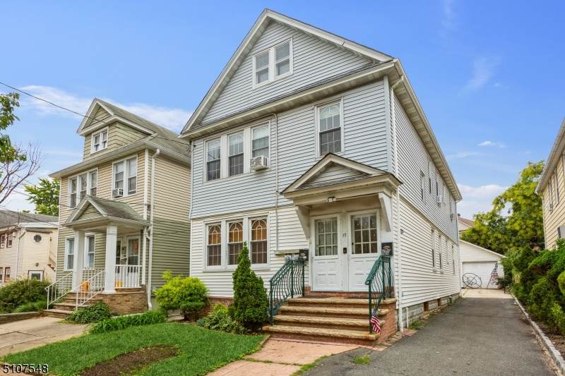 17 E Stimpson Ave - Photo 1