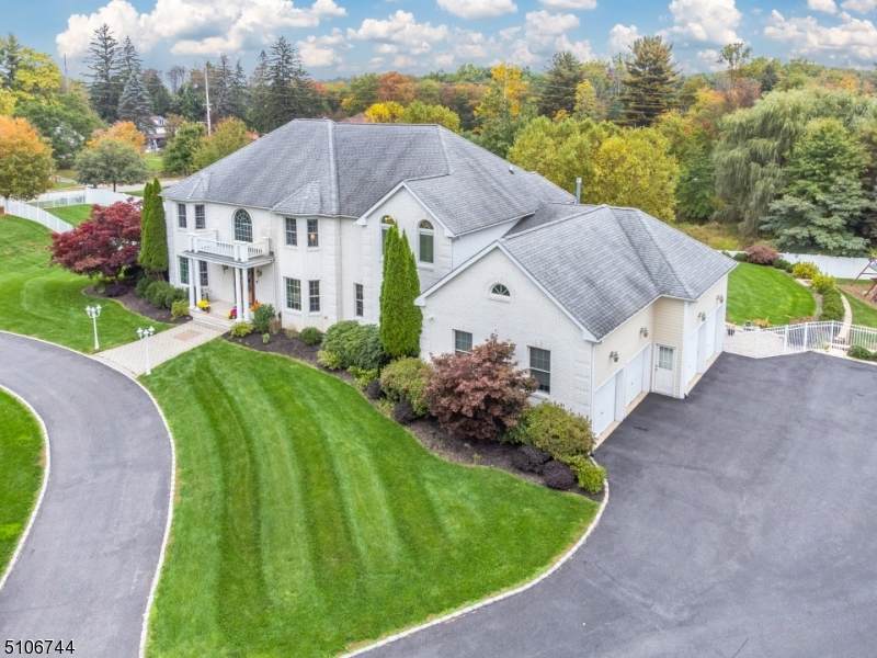 3 Brodziak Rd - Photo 1