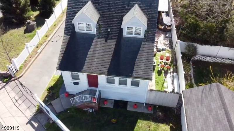 18 Tromp St - Photo 1