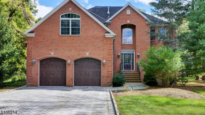 39 Broadway Ln - Photo 1