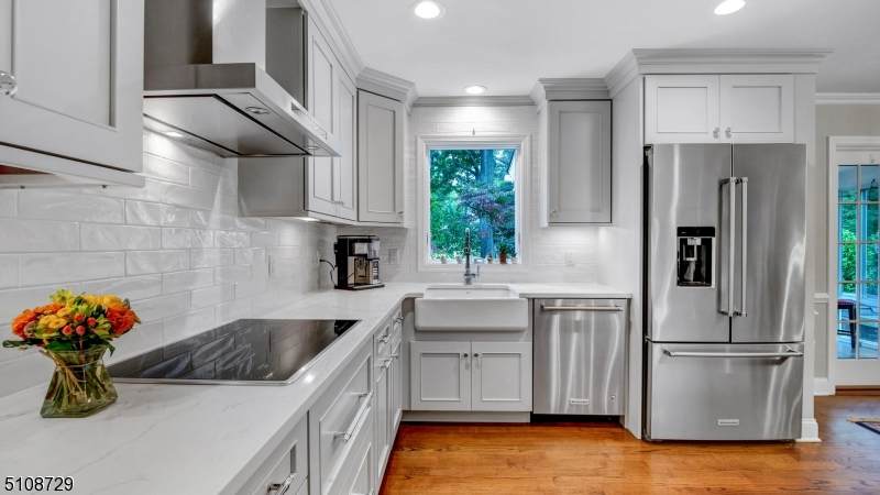 39 Crystal Ave - Photo 1