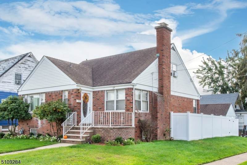 91 Bogert St - Photo 1