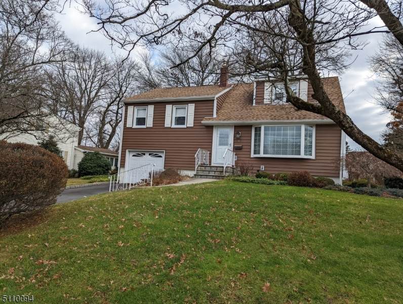 16 Valley View Dr - Photo 1