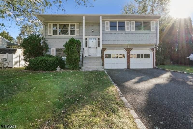 14 Sherman Pl - Photo 1