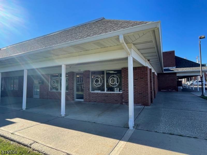 104 Sparta Ave - Photo 1