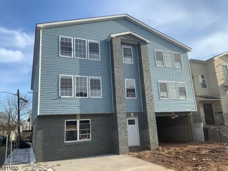 388 S 6Th St - Photo 1