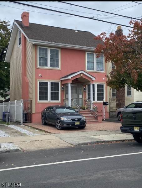 325 N 11Th St - Photo 1