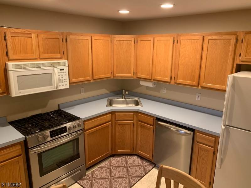 3108 Appleton Way - Photo 1