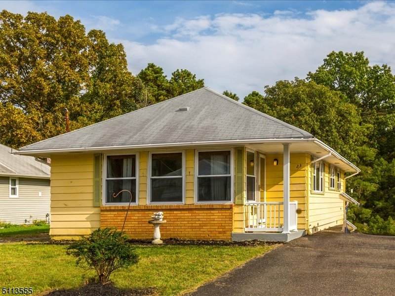23 Yellowstone Dr - Photo 1