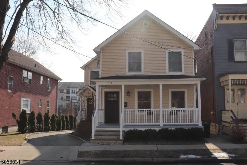 174 Church St - Photo 1