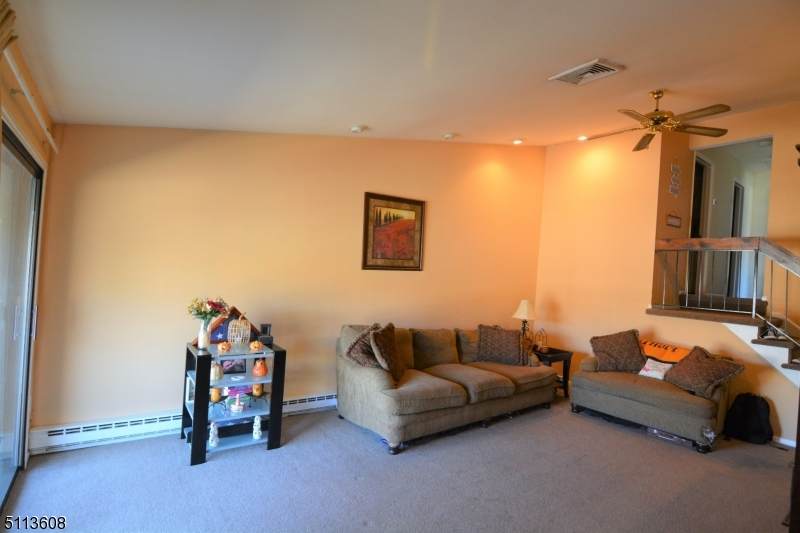 96 Overlook Dr - Photo 1