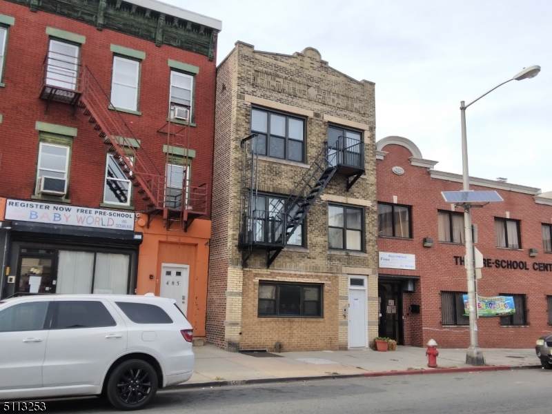 487 Ocean Ave - Photo 1