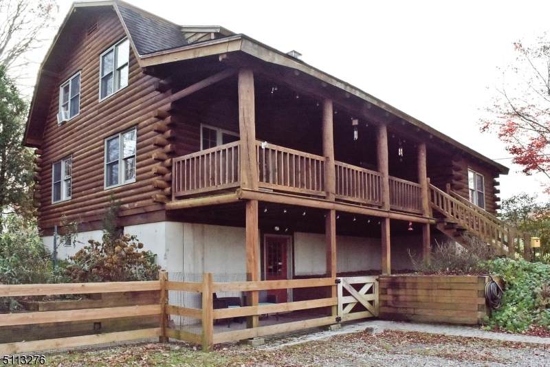 24 Ridgeway Ave - Photo 1