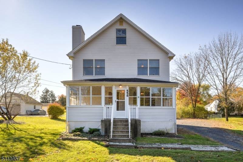 556 Garretson Rd - Photo 1