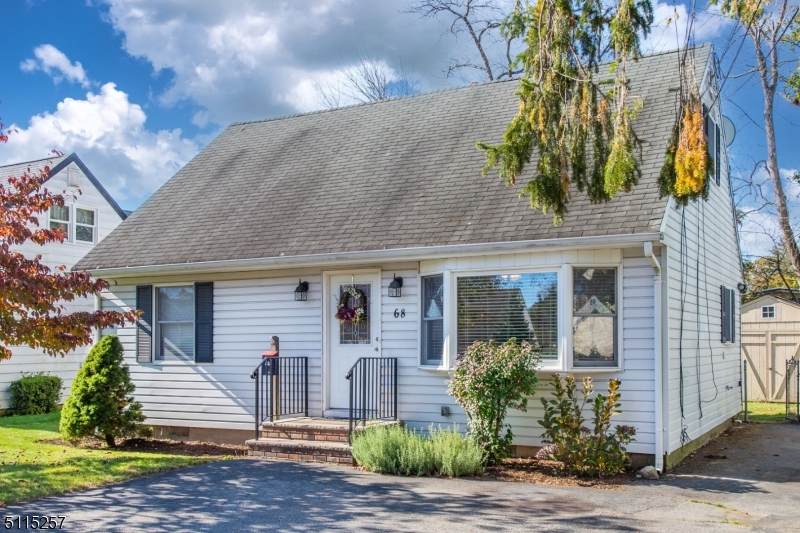 68 Central Ave - Photo 1