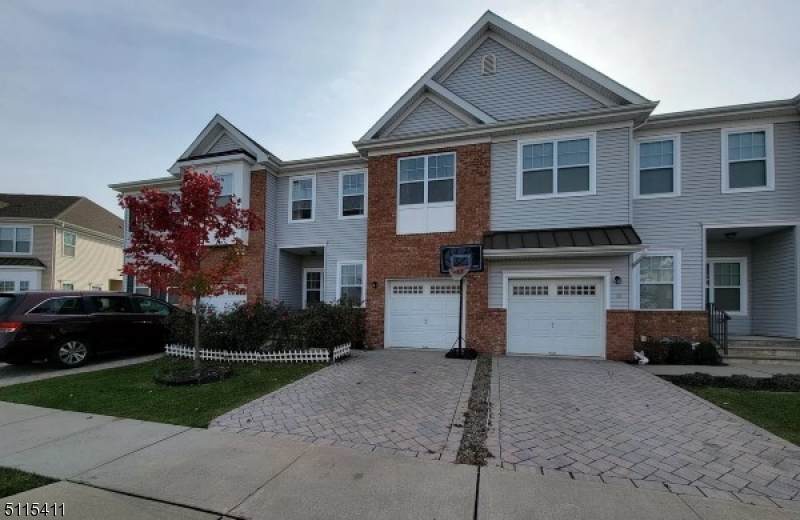 52 Clifford Cir - Photo 1