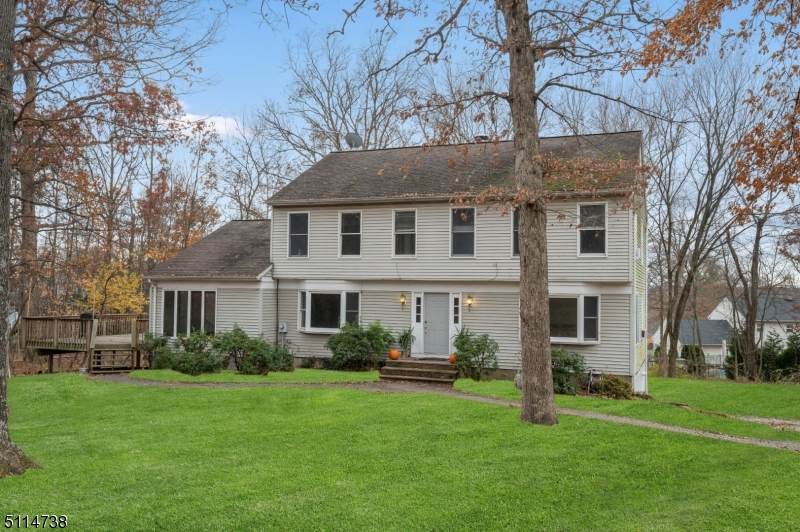 15 Woodland Rd - Photo 1