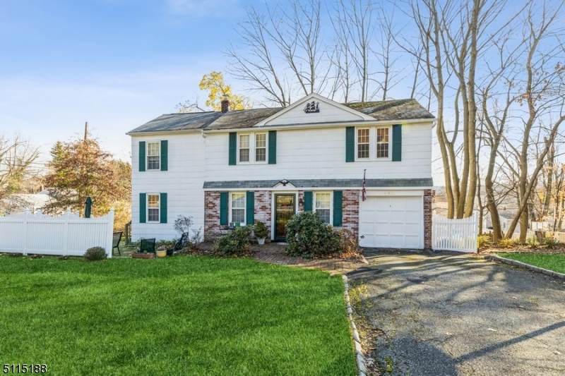 497 Fairview Ave - Photo 1