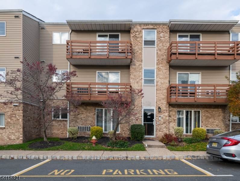 680 Union Ave - Photo 1