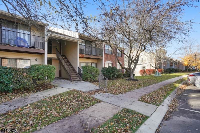 340 Penns Way - Photo 1