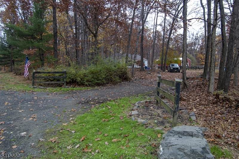 675 Montgomery Rd - Photo 1