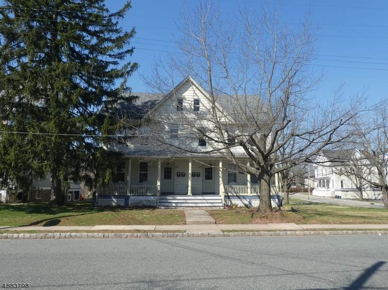 105 Broad St - Photo 1