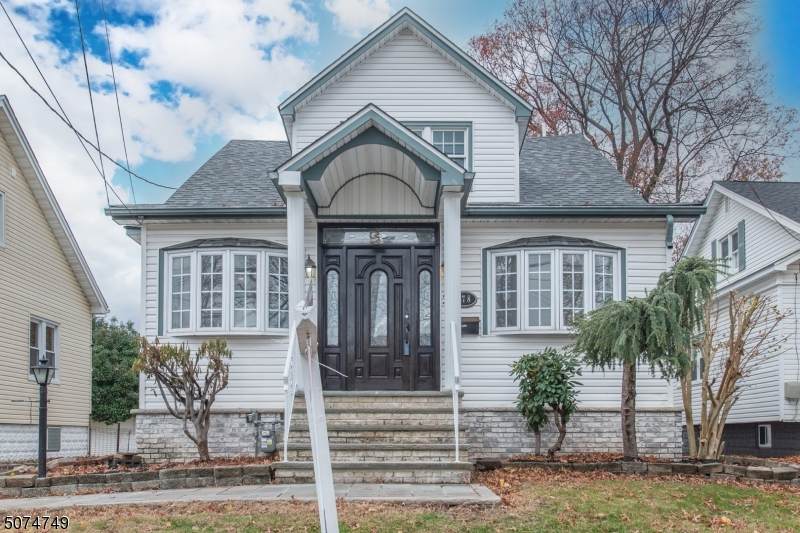 578 Selfmaster Pkwy - Photo 1