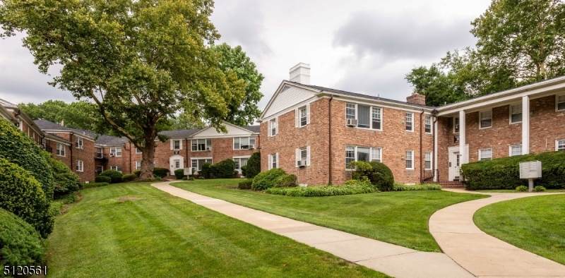80 Woodland Rd - Photo 1