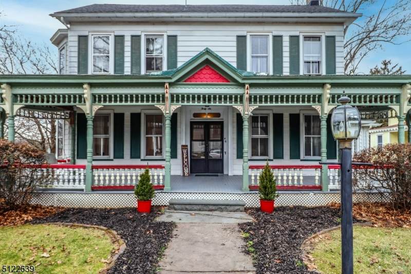 46 Main St - Photo 1