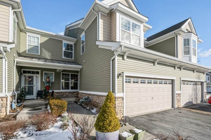 17 Alexanders Rd - Photo 1