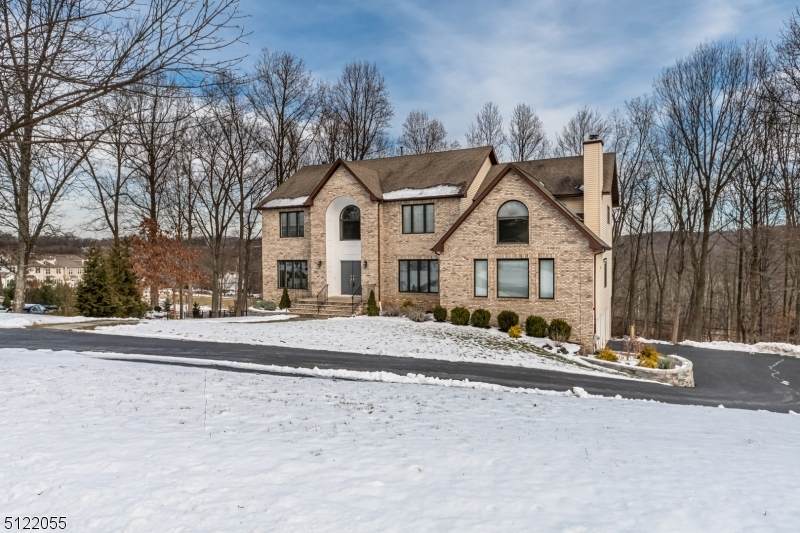 23 Barbara Dr - Photo 1