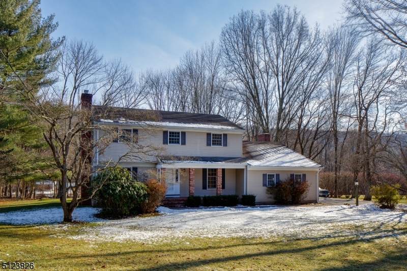 222 Butternut Rd - Photo 1