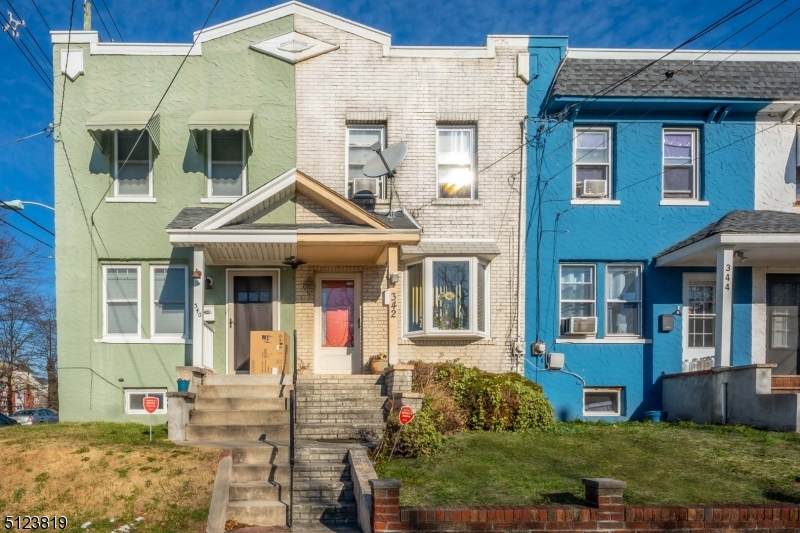 342 E Milton Ave - Photo 1