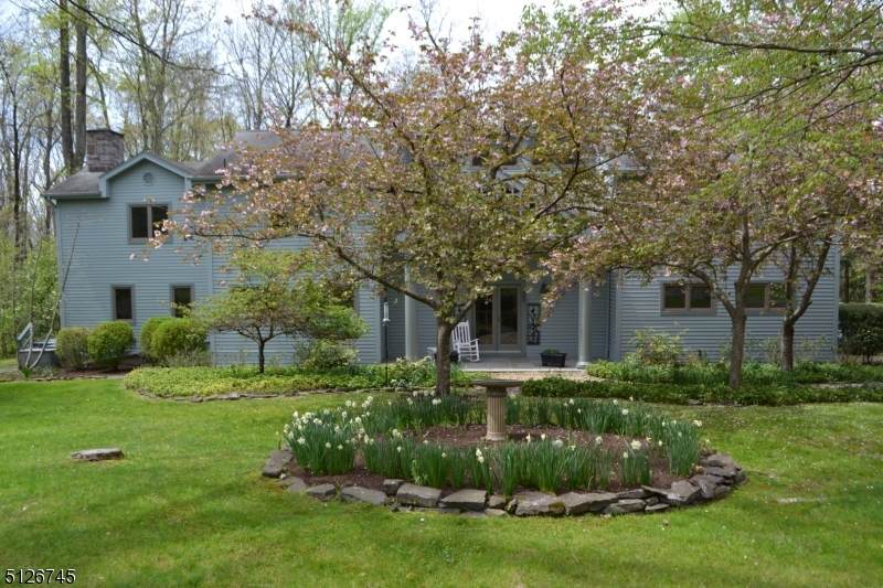 25 Pine Hill Rd - Photo 1