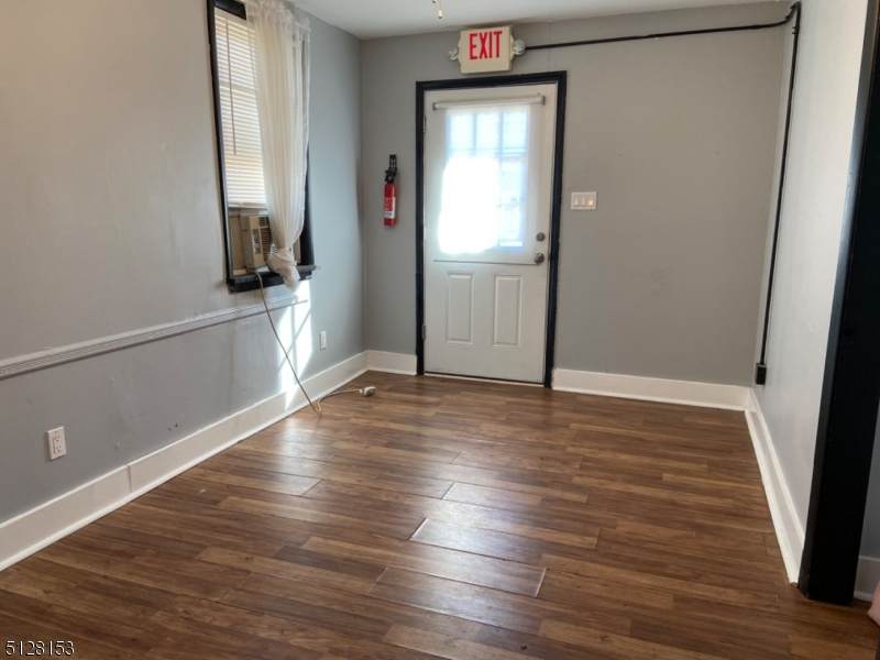 523 E 2Nd Ave - Photo 1