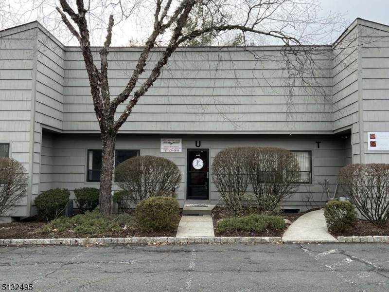 31 Mountain Blvd U - Photo 1