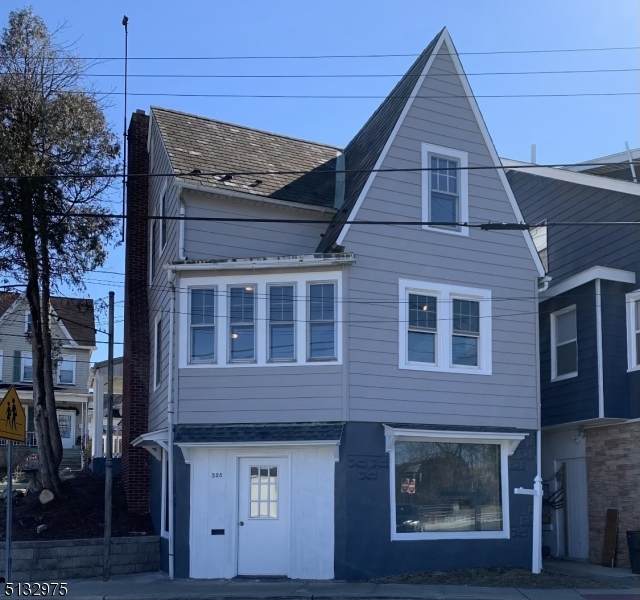 207 Summit Ave - Photo 1