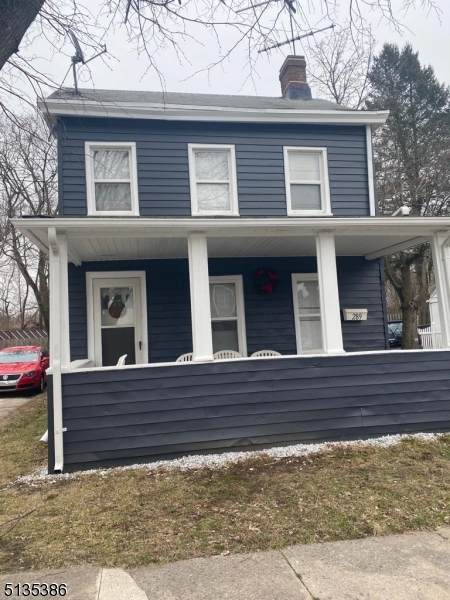 289 Conover St - Photo 1