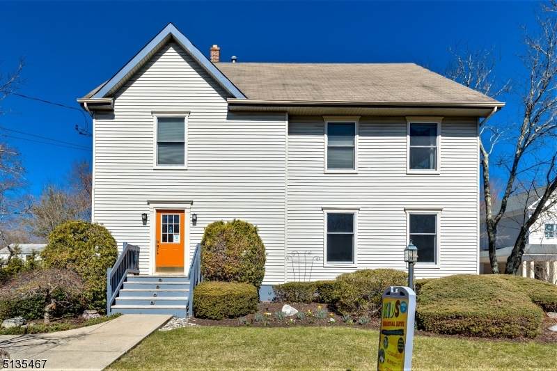 630 Valley Rd - Photo 1