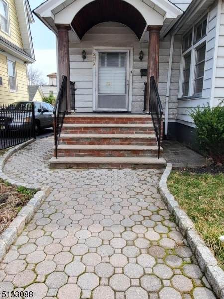 679 Ridge St - Photo 1