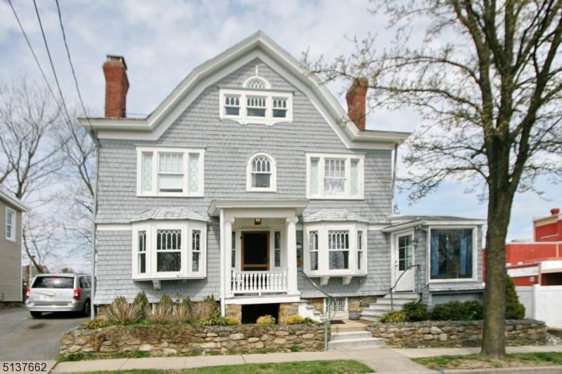 107 W Moore St - Photo 1
