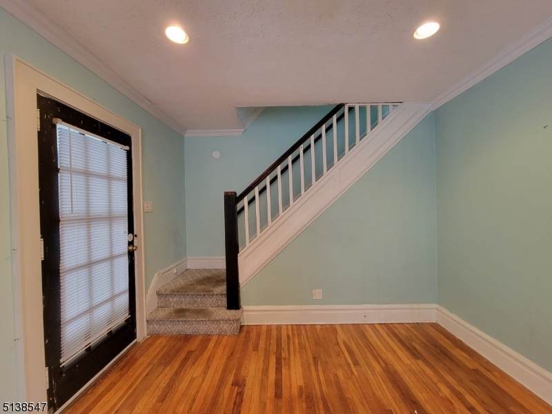 1288 Barbara Ave - Photo 1