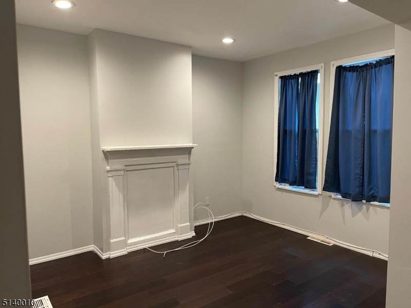 11 Centerway - Photo 1