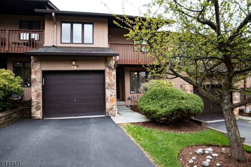 142 Wedgewood Dr16 - Photo 1
