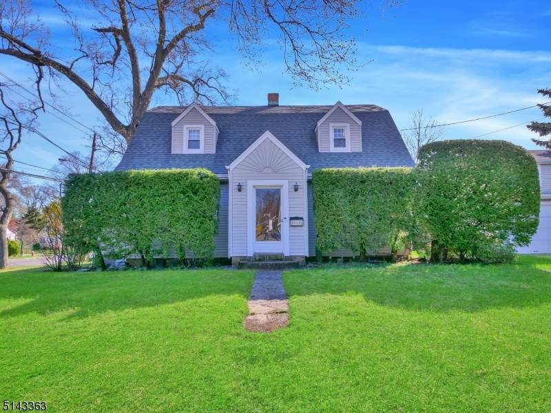 11 Plaza Rd - Photo 1