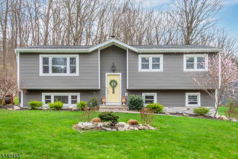 2 Otterhill Ct - Photo 1