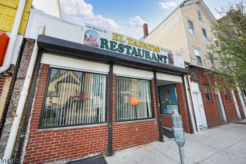 104 Market St - Photo 1