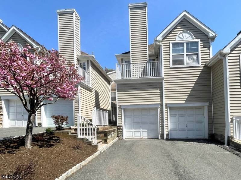 18 Springholm Dr - Photo 1